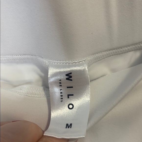 Wilo the label Medium White Athletic Skort with Green Trim - Picture 2 of 7